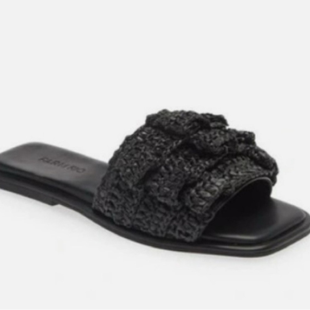 FARM RIO Black Crochet Ruffle Slide Sandals – Size 7 – Brazilian Made